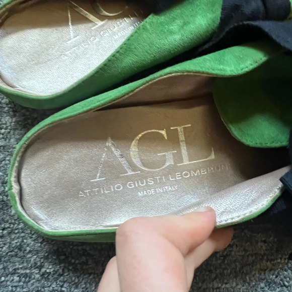 AGL NWOT Kelly Green Bowtie Mules, size 39 - Picture 6 of 6